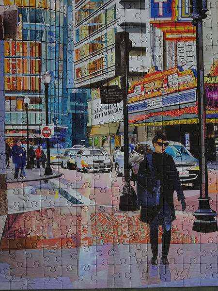 Detail Paramount Reflected