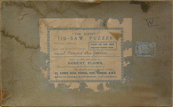 A HEREFORD ROSE GARDEN (BOX).jpg