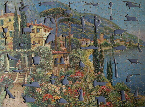 A BEAUTIFUL VILLA BY THE LAKE 001 008.jpg