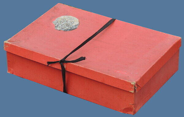 Reading Wycliffe's Bible (Box 2).JPG