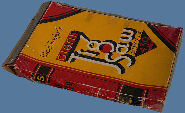 05. Jester (Box).jpg